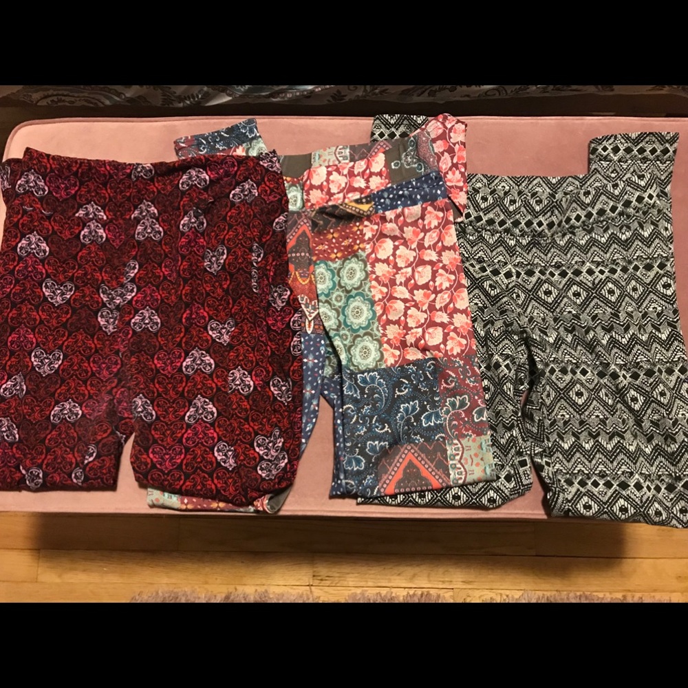 3 Pair American Eagle and Lularoe leggings